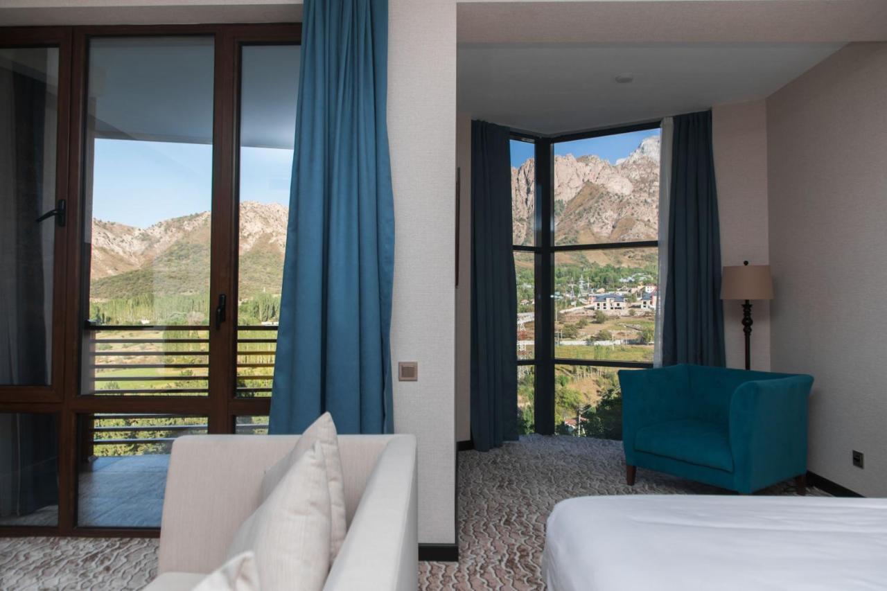 Archazor Mountain Resort Chimgan Exterior photo