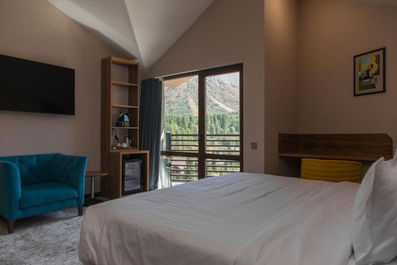 Archazor Mountain Resort Chimgan Exterior photo